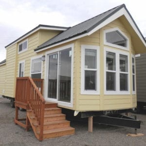 Champion Athens APH-509 Loft (Pine Creek) - Exterior