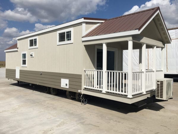 Champion Athens APH-528-SL - Double Loft - Exterior (Driver Side)