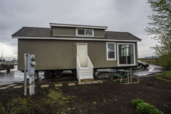 Palm Harbor - Alpine Vista - Display Model - Exterior (Vertical Siding)