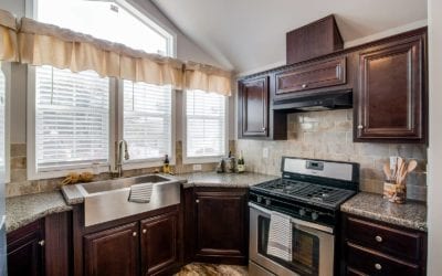 7 Tips for Organization and Storage in Your Tiny House Kitchen