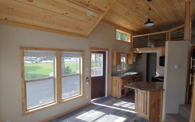 7 Reasons Cleaning is Easier in a Tiny House