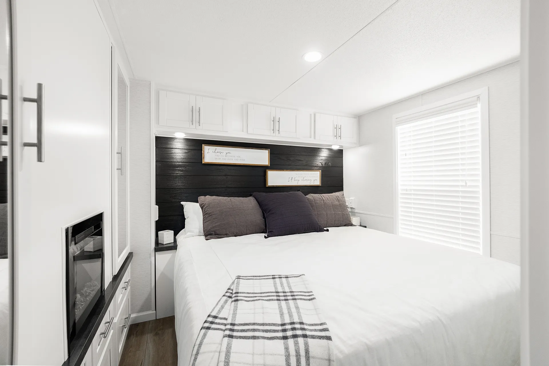 parkmodelhomes-kropf-island-6243 (12) parkmodelhomes-kropf-island-6243 (12)