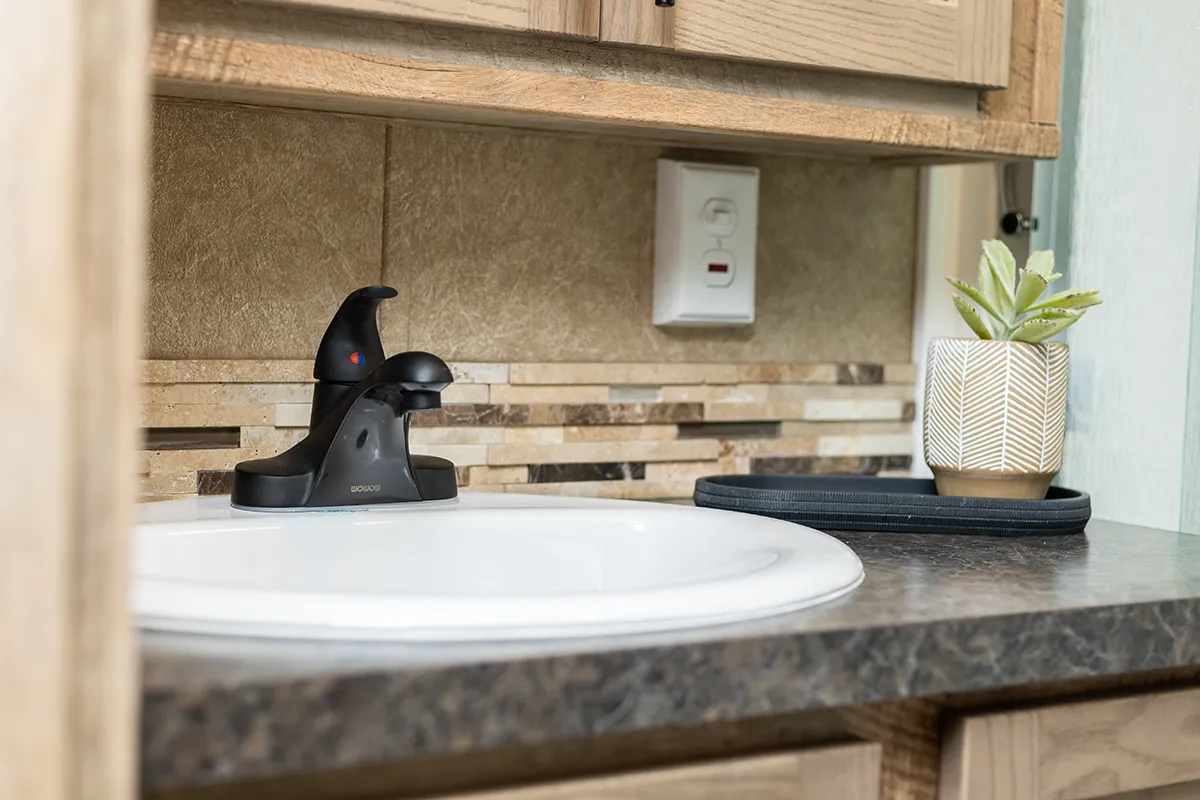 parkmodelhomes-kropf-lakeside-8043K (12)