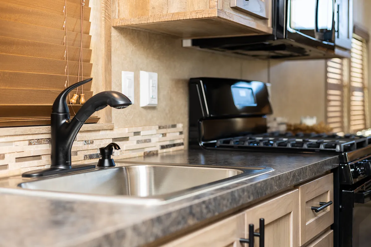 parkmodelhomes-kropf-lakeside-8043K (3)