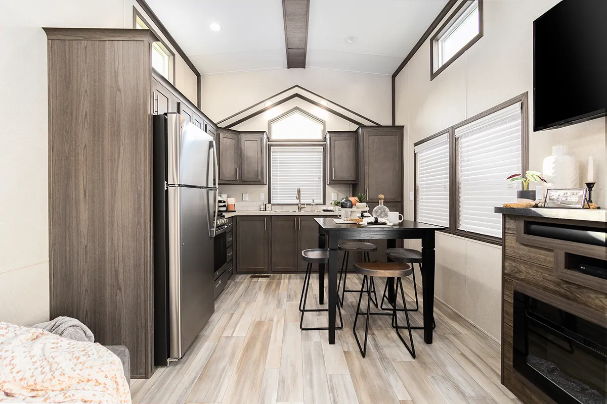 parkmodelhomes-kropf-lakeside-8155 (1) parkmodelhomes-kropf-lakeside-8155 (1)