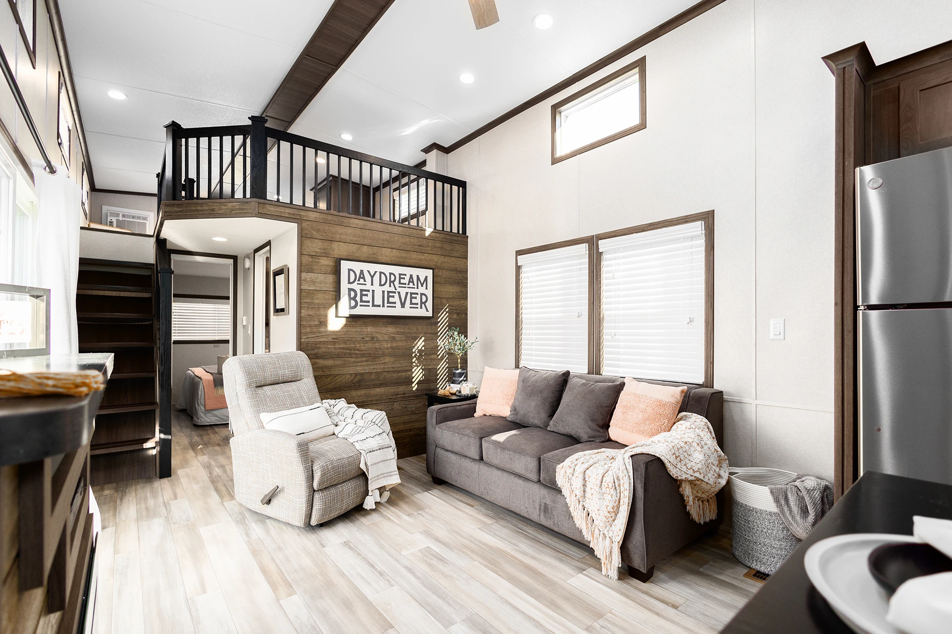 parkmodelhomes-kropf-lakeside-8155 (6) parkmodelhomes-kropf-lakeside-8155 (6)