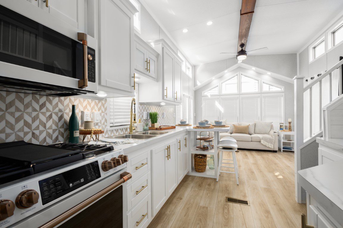 KROPF ISLAND CAFE SHOW HOME (40)