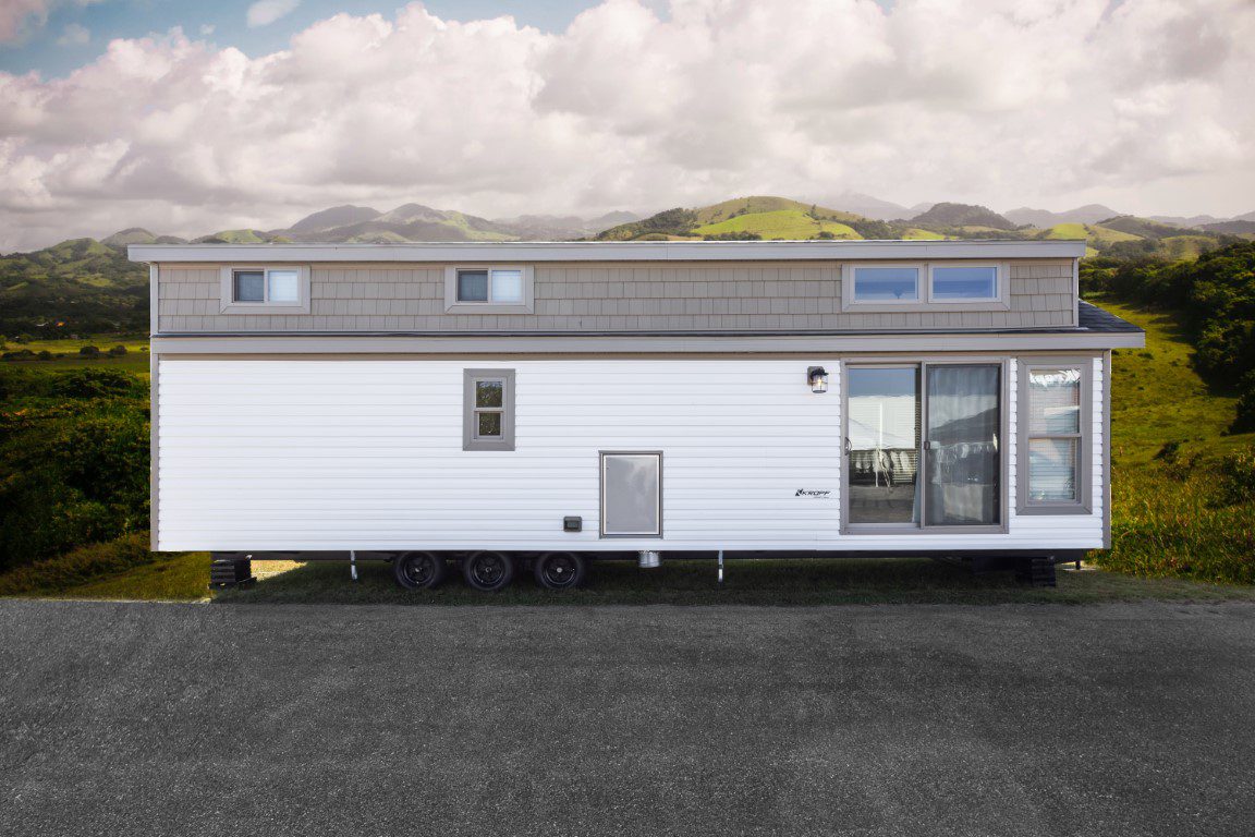 KROPF ISLAND CAFE SHOW HOME (45)