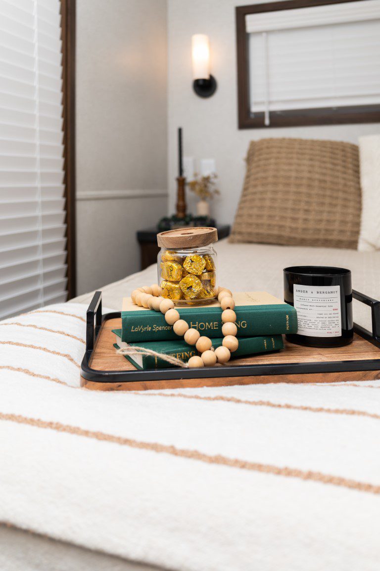 KROPF LAKESIDE FT-LR CORNER ENT (12)