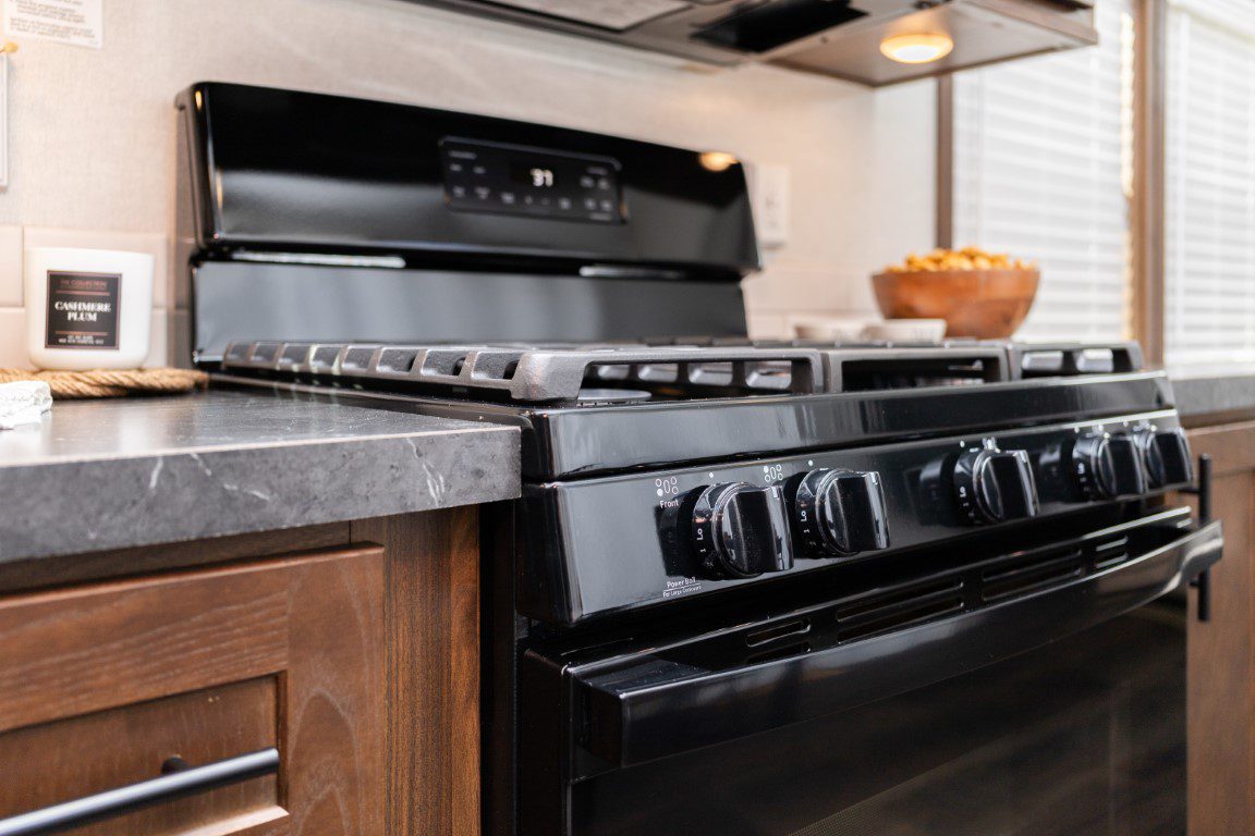 KROPF LAKESIDE FT-LR CORNER ENT (4)