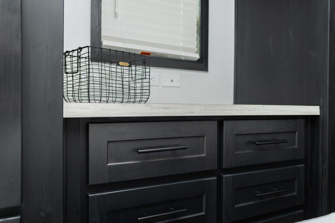 KROPF LAKESIDE L-SHAPE COUNTER FT-LR (17)