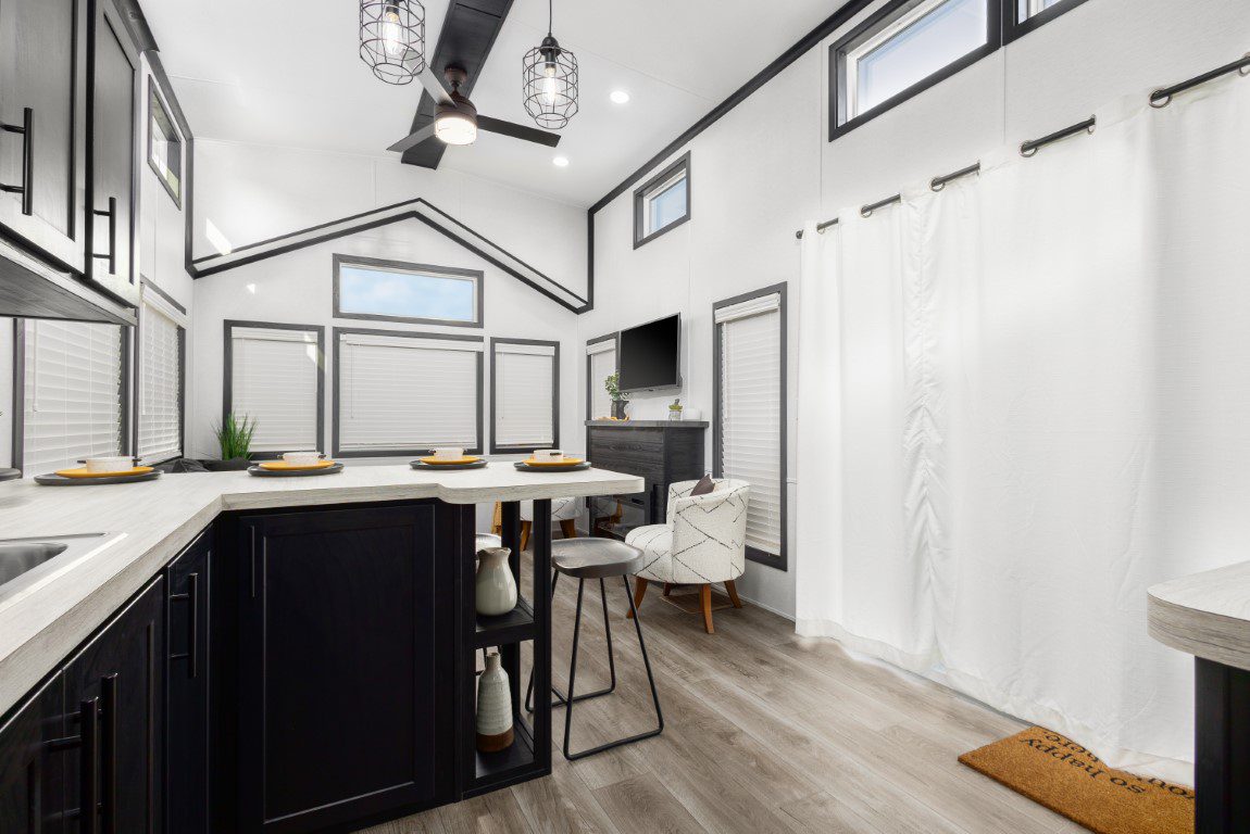 KROPF LAKESIDE L-SHAPE COUNTER FT-LR (28)