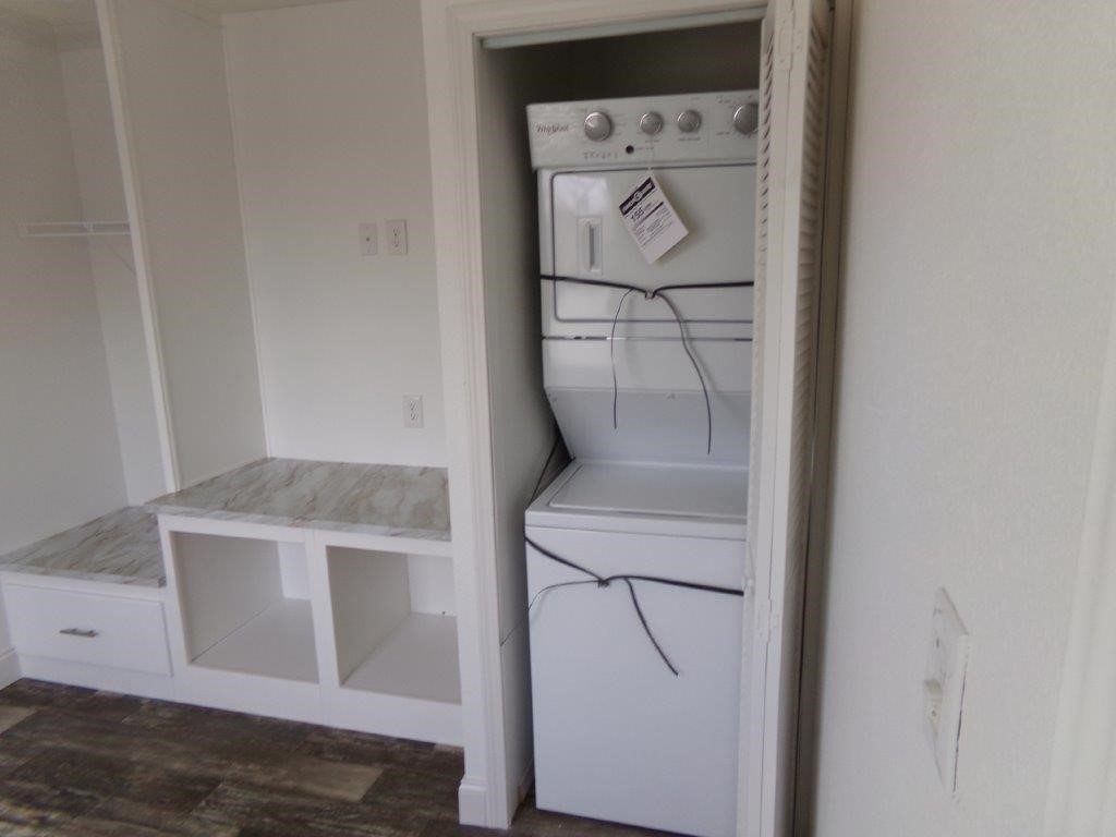 skyline stock 222 (24)