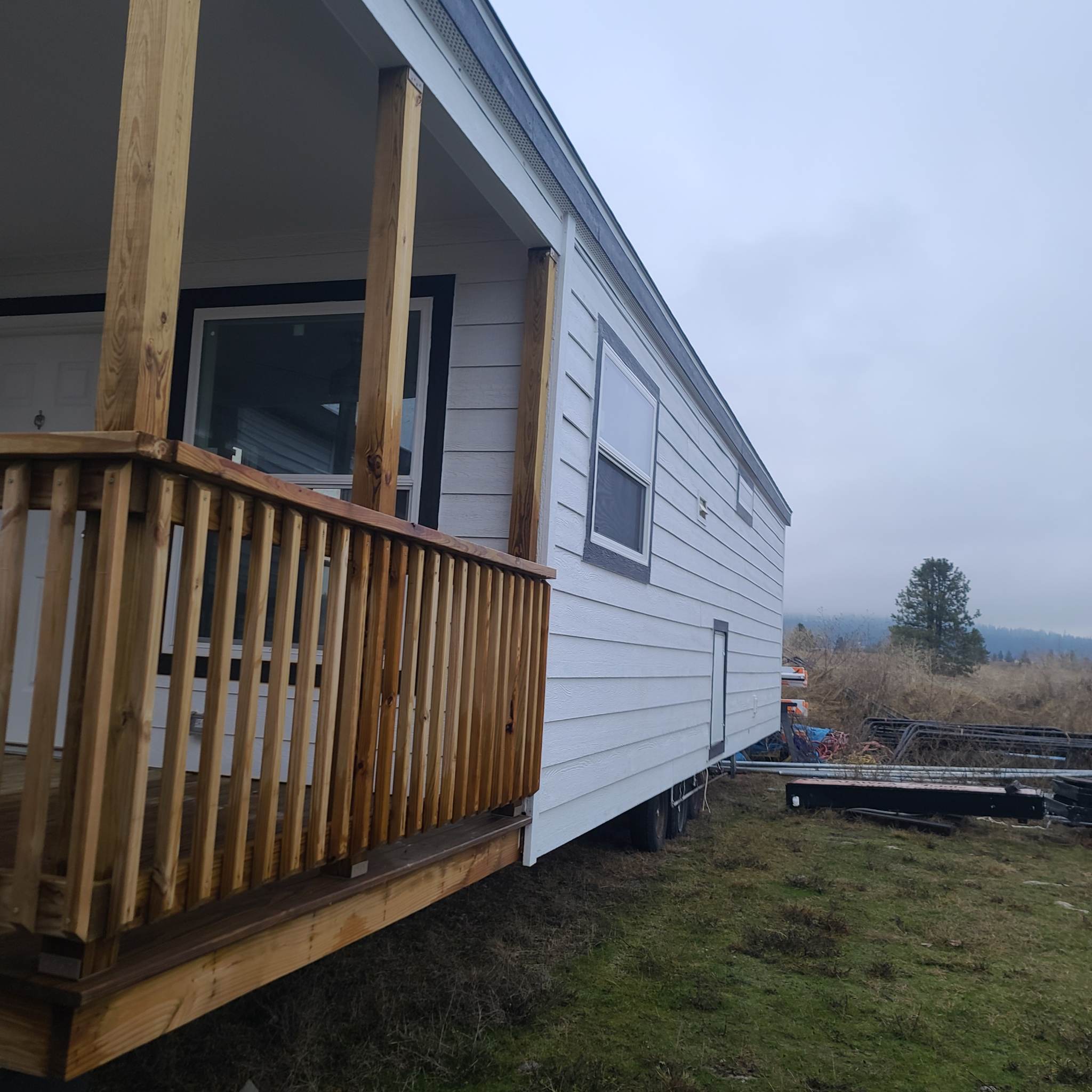 skyline white and black 4501 (1)