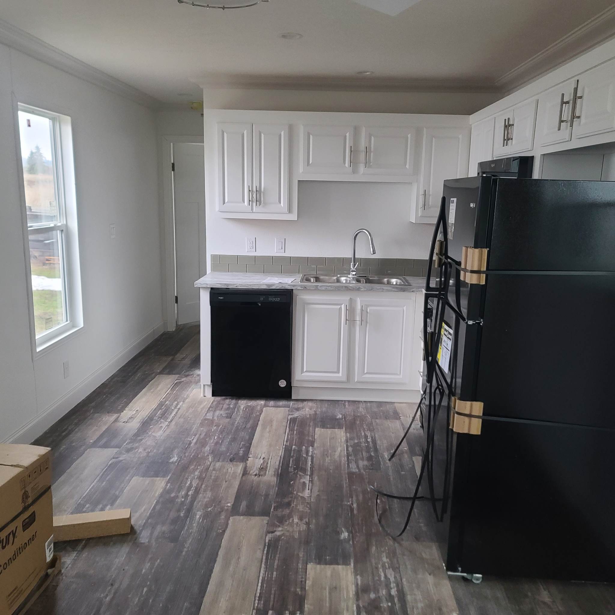 skyline white and grey 4346 (3)