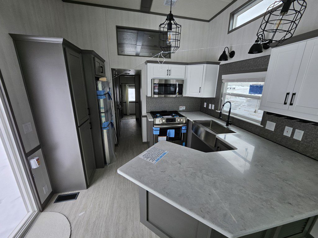 woodland park Liberty white beams and corian 6412 (6)