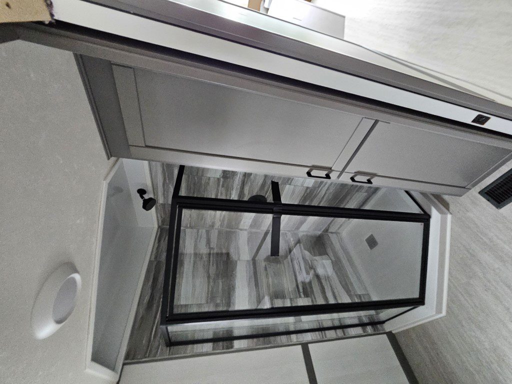 woodland park Liberty white beams and corian 6412 (9)